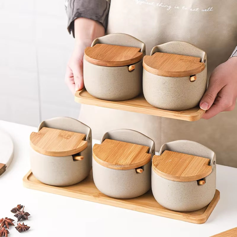 Japanese Style Ceramic Seasoning Jar Bamboo Lid Spice Jar with Spoon Kitchen Sugar Salt Spices Storage Box Household Container