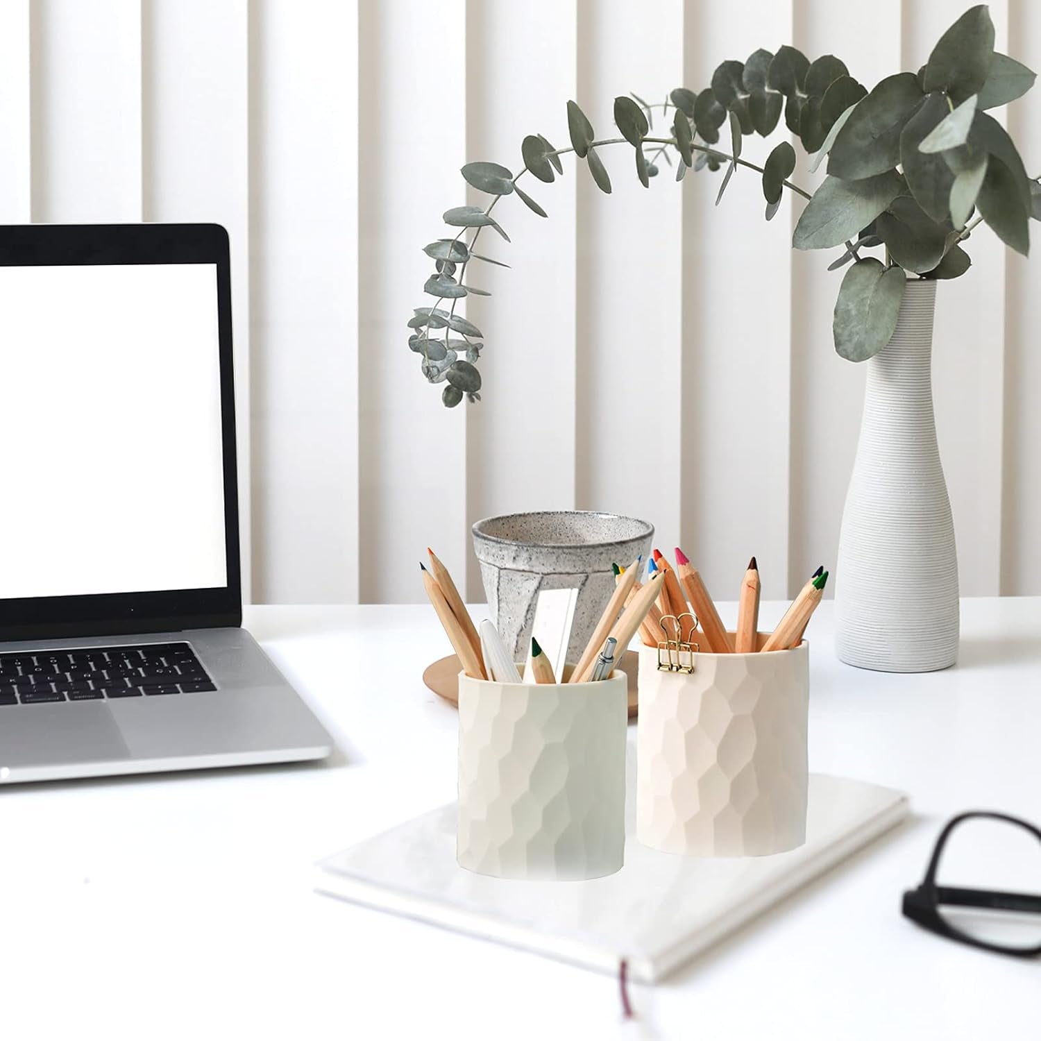 Pen Holder,Nordic Style Silicone Waterproof Pencil Holder for Desk Simple&Modern Minimalist Makeup Organizer Multifunctional Office Supplies for Home,Kids and School(Beige)