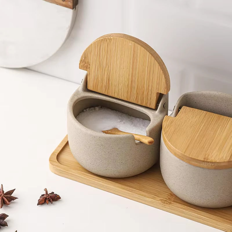 Japanese Style Ceramic Seasoning Jar Bamboo Lid Spice Jar with Spoon Kitchen Sugar Salt Spices Storage Box Household Container
